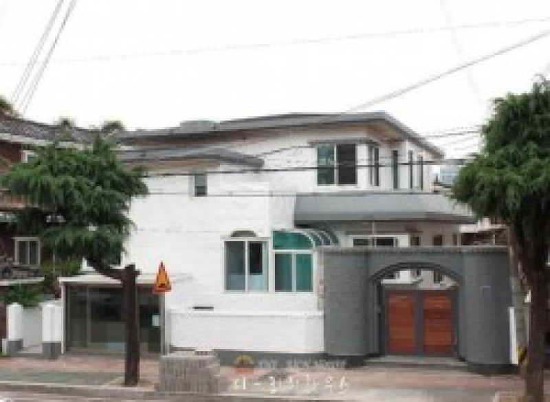 창원 명서동 1층+2층 주택리모델링공사-2층 2가구를 1가구로 구조변경